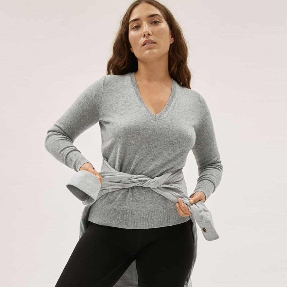 Everlane V-Neck Cashmere Sweater Size Small